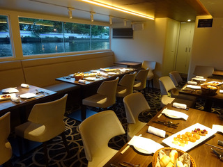 KPG RIVER CRUISE