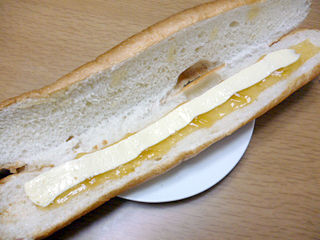 フランスパンサンド<はちみつクリーム&マーガリン>