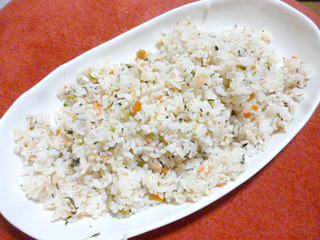 鮭と野沢菜の釜炊きピラフ