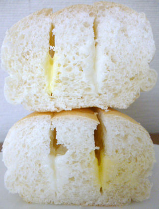 Wクリームサンド<チーズケーキ風味>
