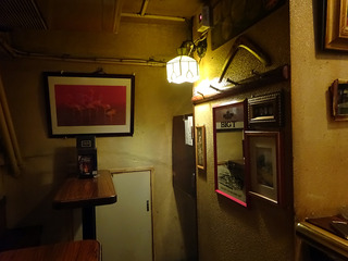 「梅田サンボア」