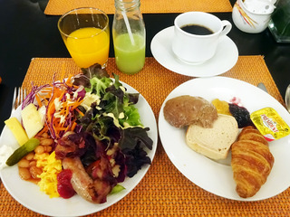 「PULLMAN BANGKOK GRANDE SUKHUMVIT」