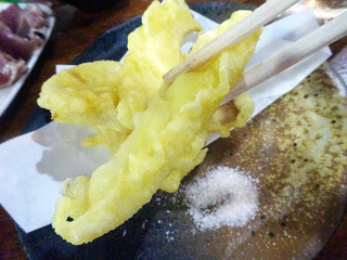 「カミナリ酒店」