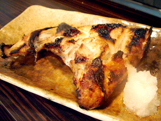 「立呑み処 ゆるり」カマ塩焼き