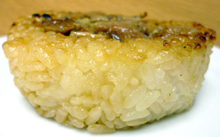 鶏炙り焼おにぎり柚子胡椒味
