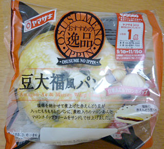 豆大福風パン<甘栗あん&マロンホイップ>