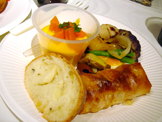 「SAGRA MARBLE TRE」料理盛り