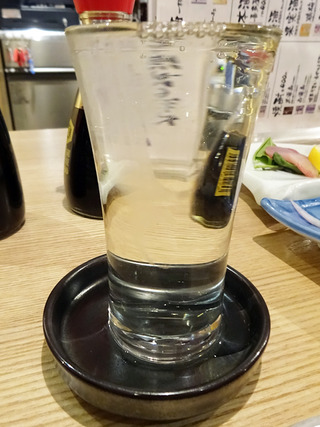「魚助」