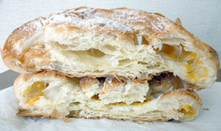 うずまきデニッシュ<メロンクリーム&ミルククリーム>