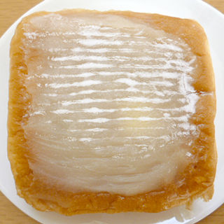 レアチーズ風味クリーム&ホイップパン