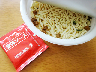 日清のどん兵衛<花椒仕立て担担焼うどん>