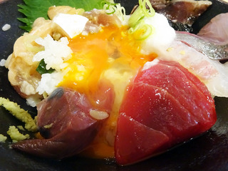 「UMEDA FOOD HALL」
