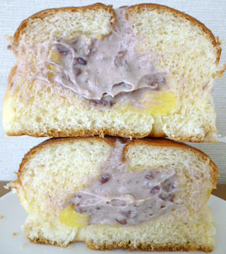 あずきホイップクリームパン