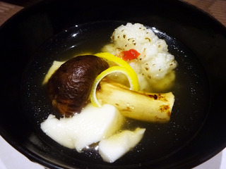 「湯木 新店」