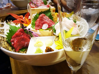 「肉寿司」