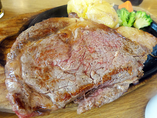 「ステーキのどん」