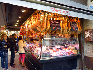 バルセロナ旅行：「ボケリア市場」