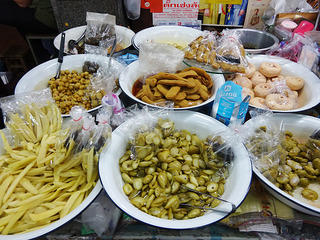「Waroros Market」