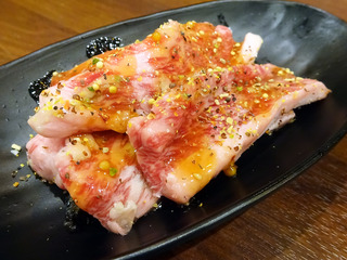 「牛兆」
