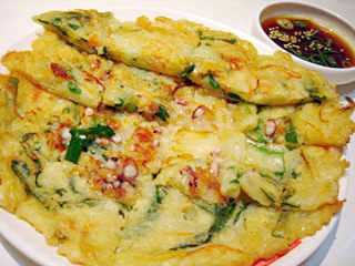 「李朝園」チヂミ