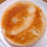 黒豆パン<きなこクリーム>