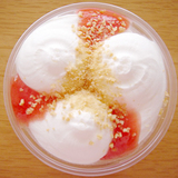 デッカルチェ<苺のふんわりチーズ>