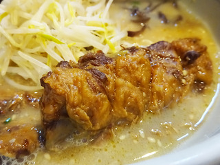 「らーめん日本」