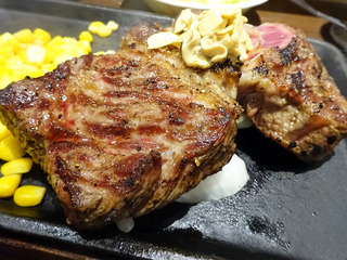 「いきなりステーキ」