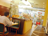 「モンパルナス」店内