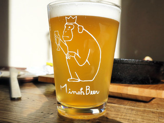 「MINOH BEER WAREHOUSE」