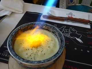 「チーズクラフトワークス&グリル茶屋町」
