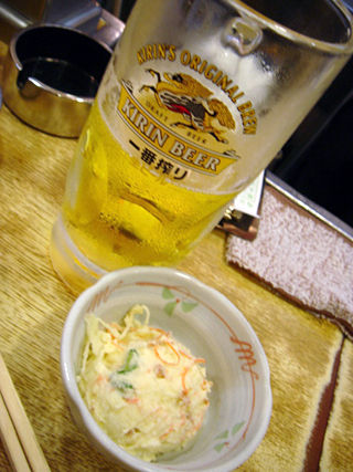 「赤垣屋」ビールとポテサラ
