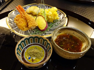 「北新地 湯木本店」