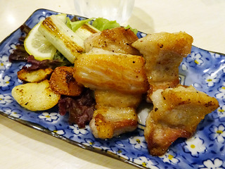 「岡室酒店」