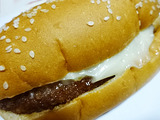 照り焼きソースのチキンコッペ
