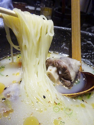 「焼肉マル瓦どんどん」
