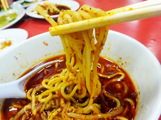 「味仙」