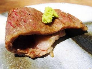 「北新地はらみ」