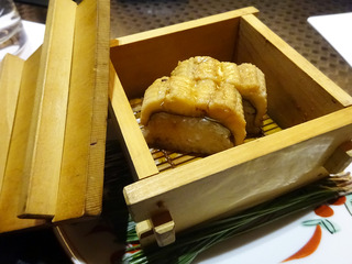 「湯木 本店」
