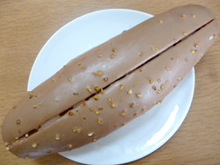 アーモンドチョコロール