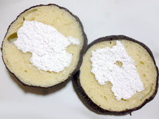 チョコメロンパンホイップサンド