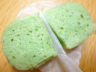 もちっとひとくちむし<よもぎ>
