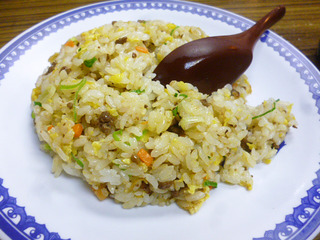「平和樓」