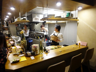「晩酌食堂Hanaco+」