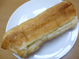 デニッシュサンホルン<2種のメロンホイップクリーム>