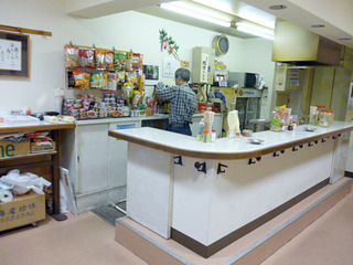 「銭小商店」