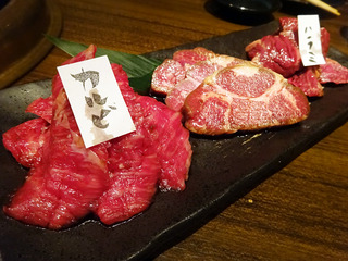 「炭火焼肉 笑門来福」