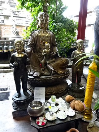 ガンガラーマ寺院