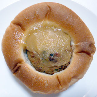 豆腐ハンバーグパン