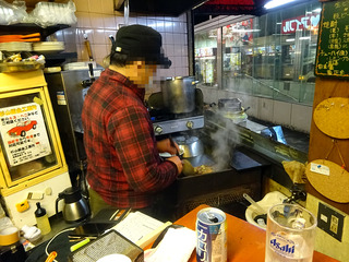 「忠岡屋」